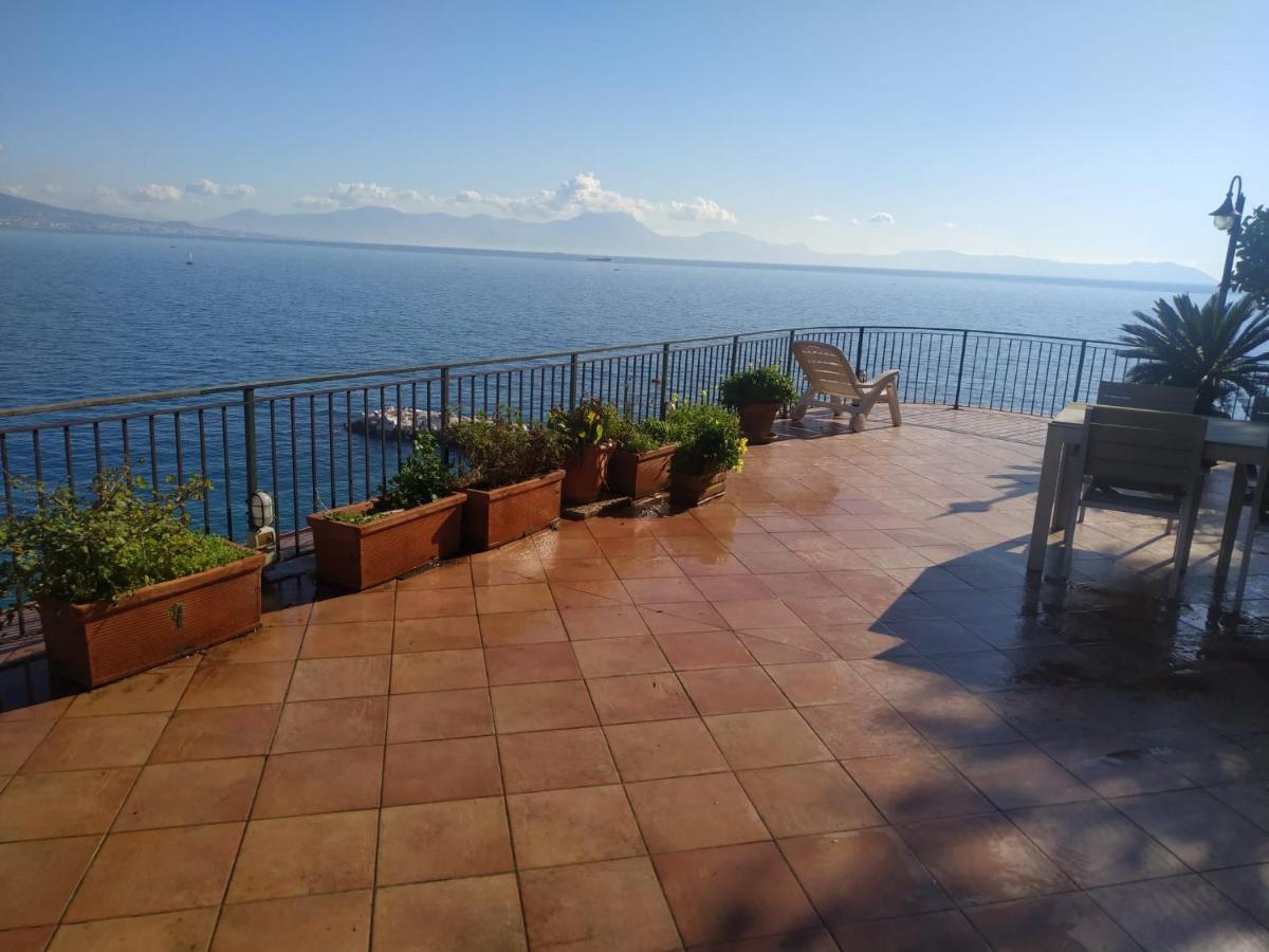 Apartament Napoli Sospesi Tra Cielo E Mare Zewnętrze zdjęcie